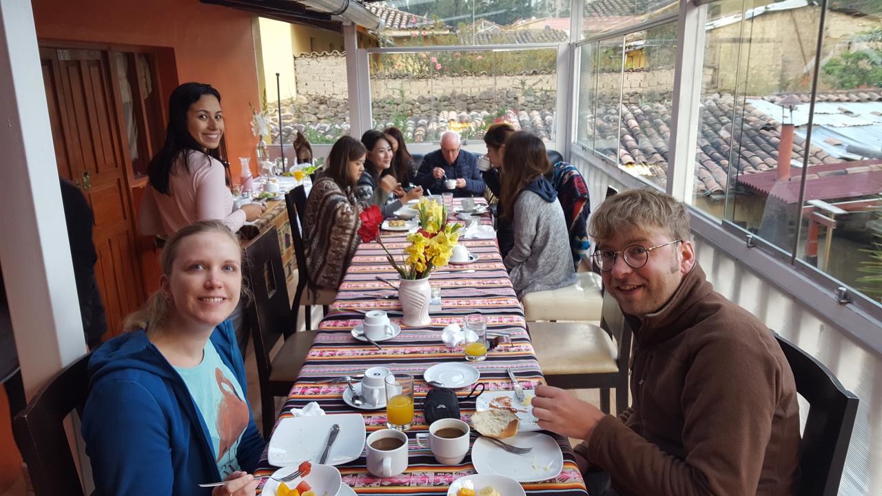 Killari Hostal Ollantaytambo Exterior photo